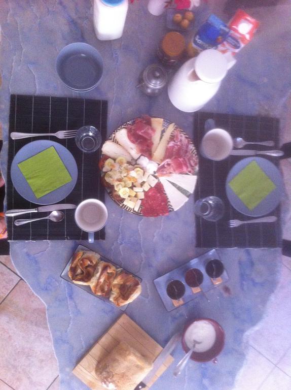 B&B Rosales Borso del Grappa Luaran gambar